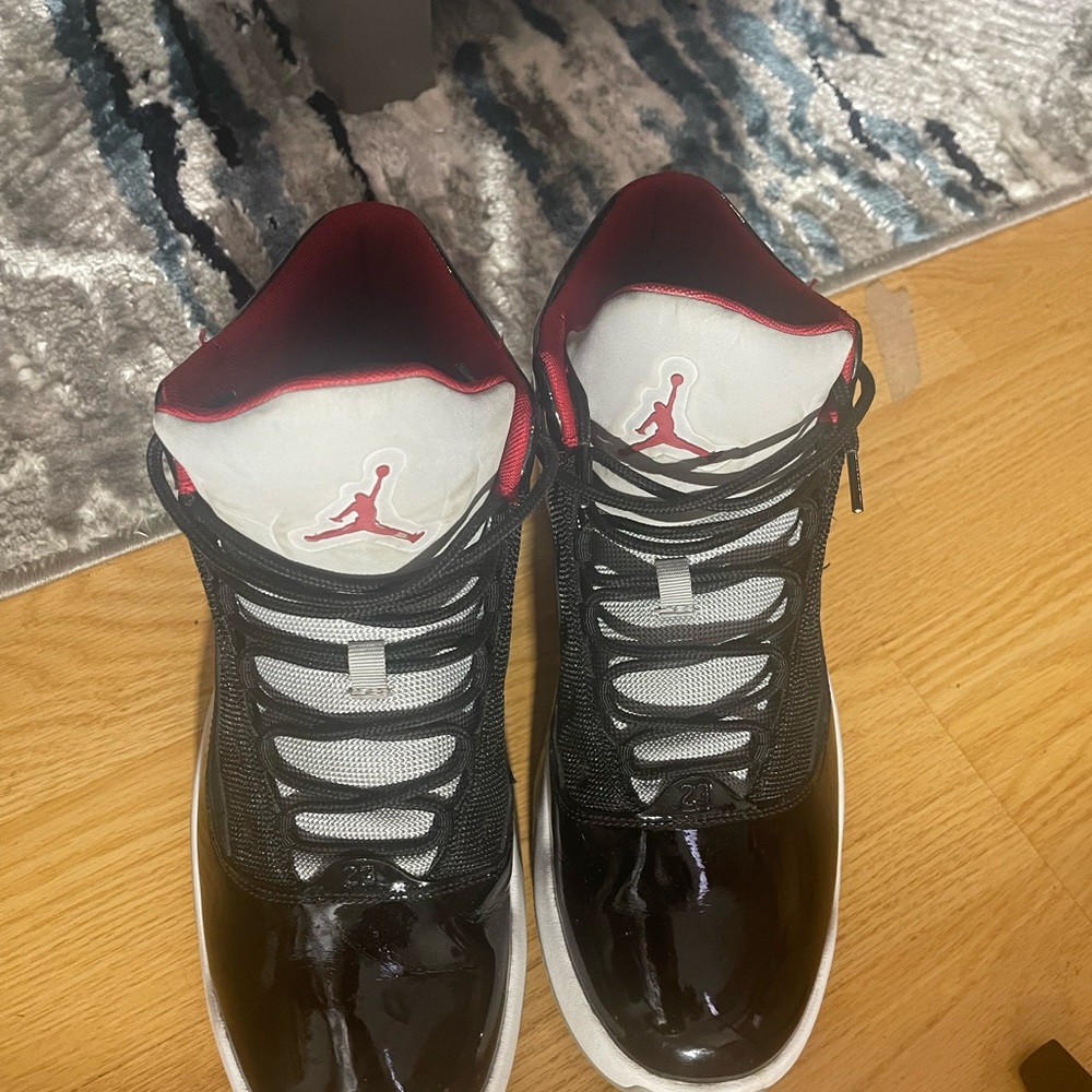 Men Black Jordan 11.5